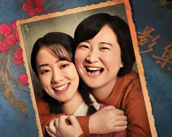 娱乐圈吃瓜后我爆红了,娱乐圈幕后故事大揭秘  第2张